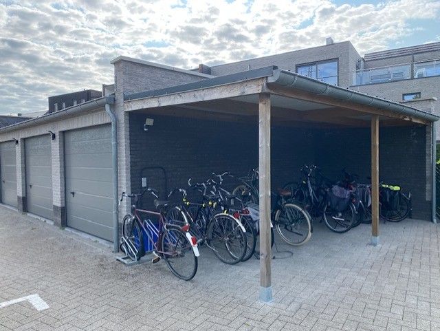 Instapklaar, opgeschilderd - éénslaapkamer appartement nabij Mol-centrum + autostaanplaats +groot terras foto 17