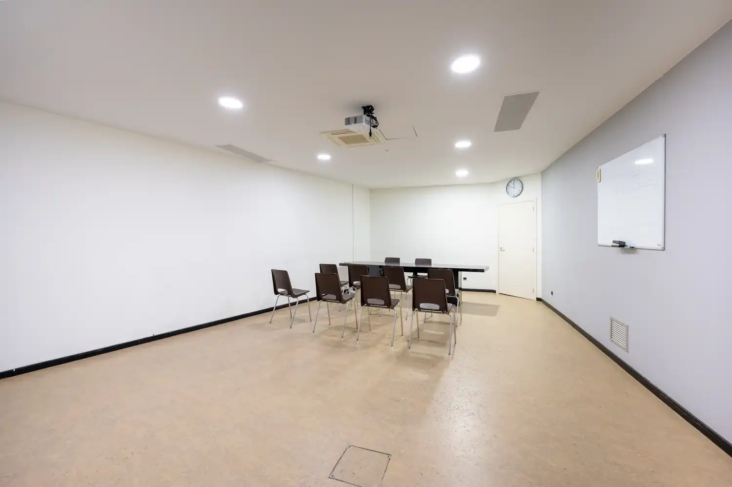 Ruim kantoor - Plantin Moretuslei 12 - 618m2 foto 24