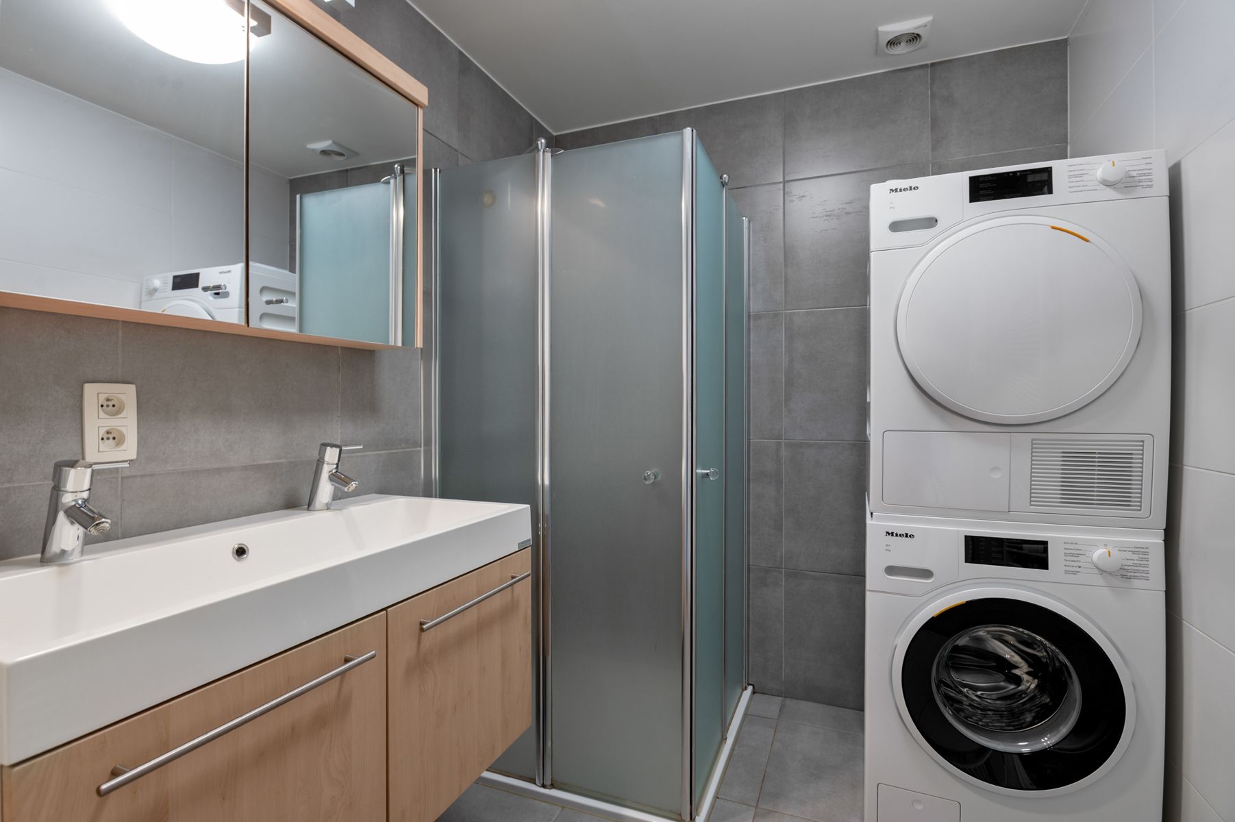 Luxueus  gelijkvloers appartement in centrum Schilde.  foto 17