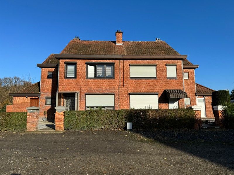 Hoofdfoto van de publicatie: Appartement met 1 slaapkamer en tuin + garage.