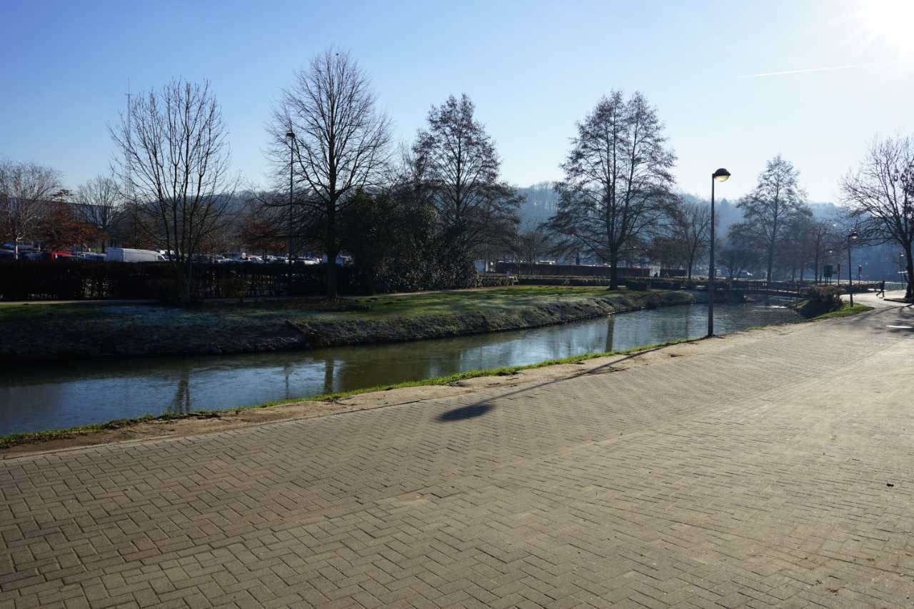 Ruim vernieuwd appartement op TOPLOCATIE met garage! foto 14