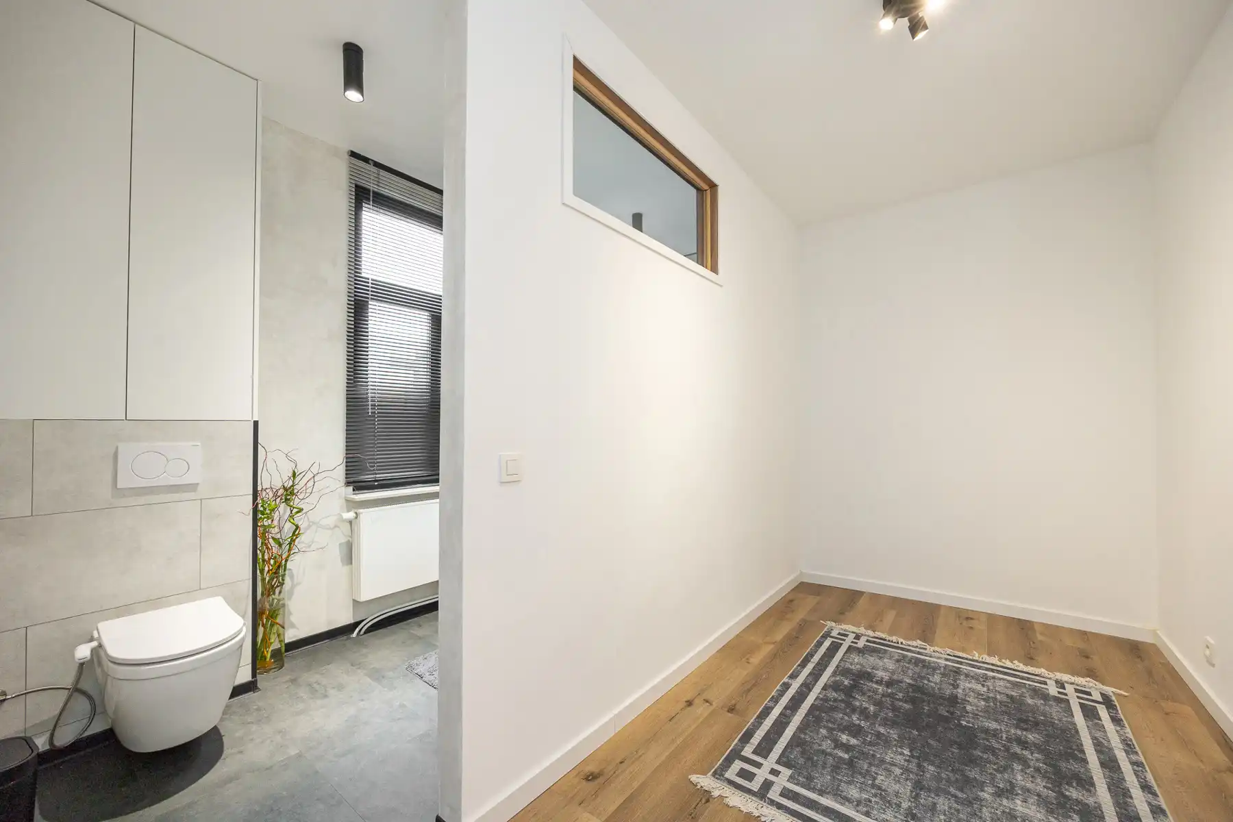 Gezellige, recent gerenoveerde woning in centrum Schoten! foto 8