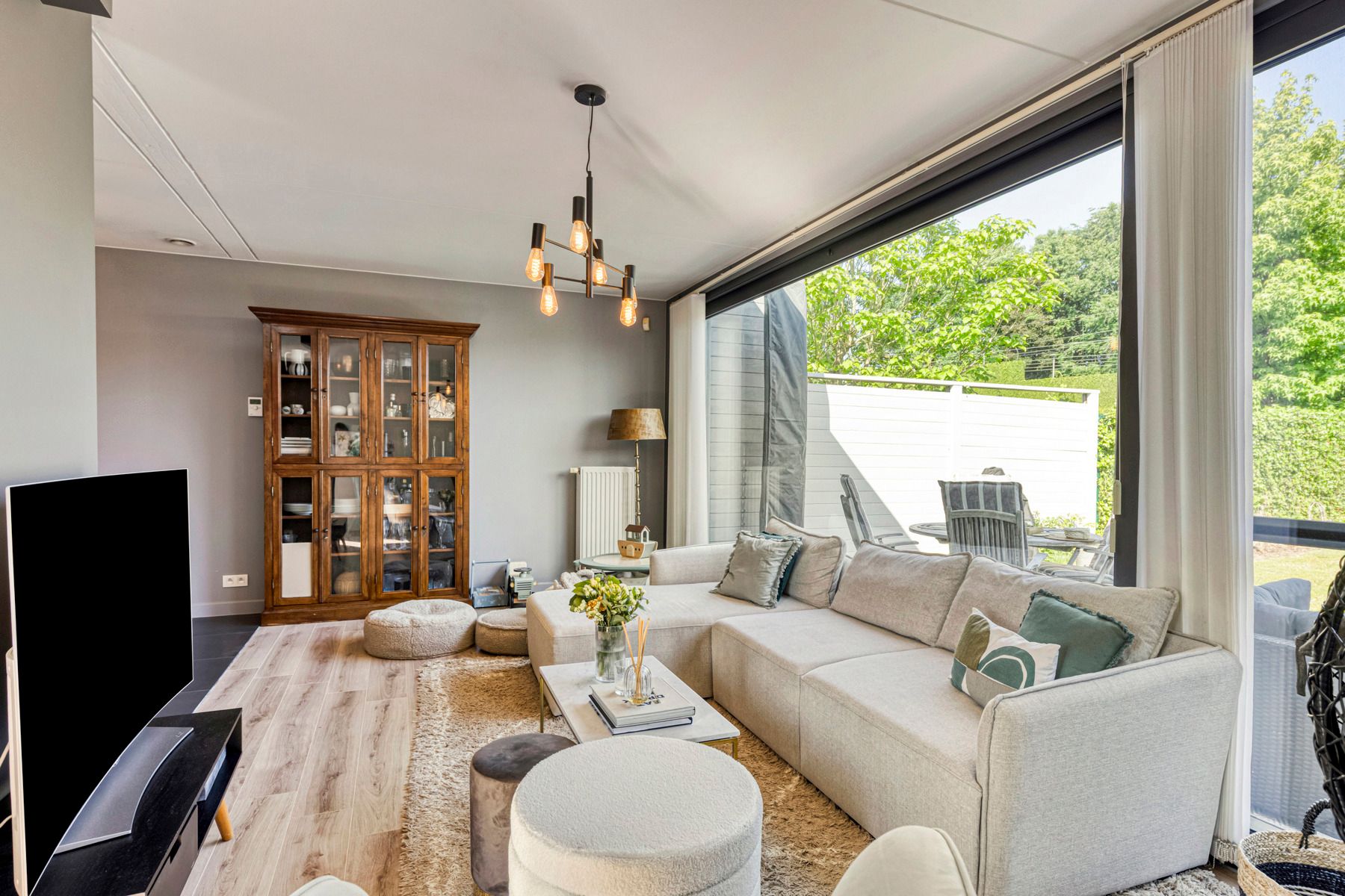 INSTAPKLARE FAMILIEWONING (4 SLAAPKAMERS + BUREAU) TE KOOP foto 11