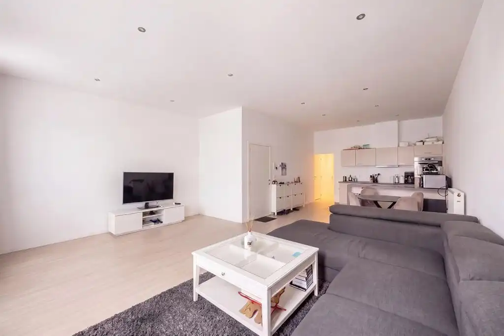 Instapklaar appartement met terrasje foto 2
