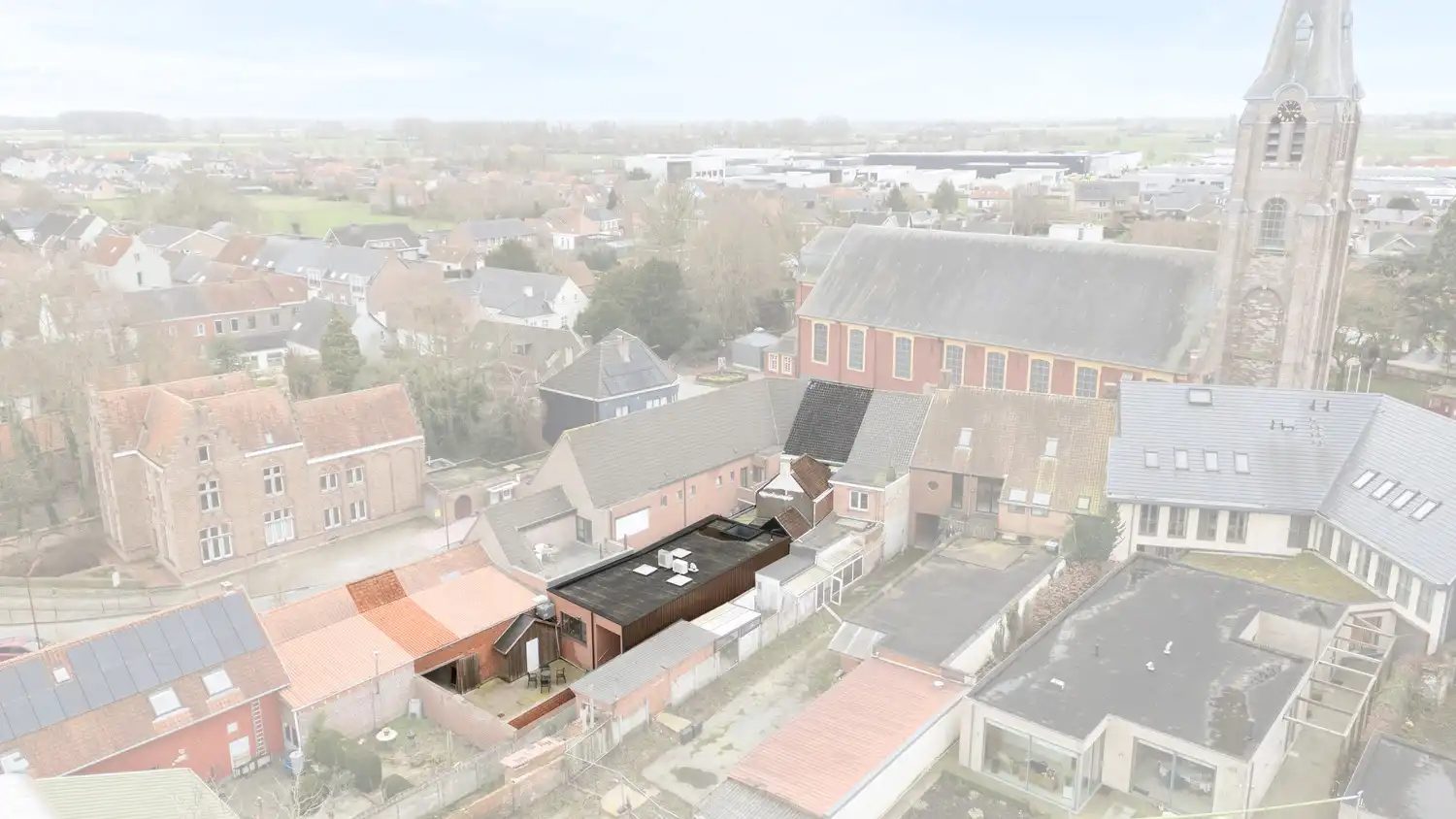 Handelspand met woonst en garage te Ruiselede. foto 3