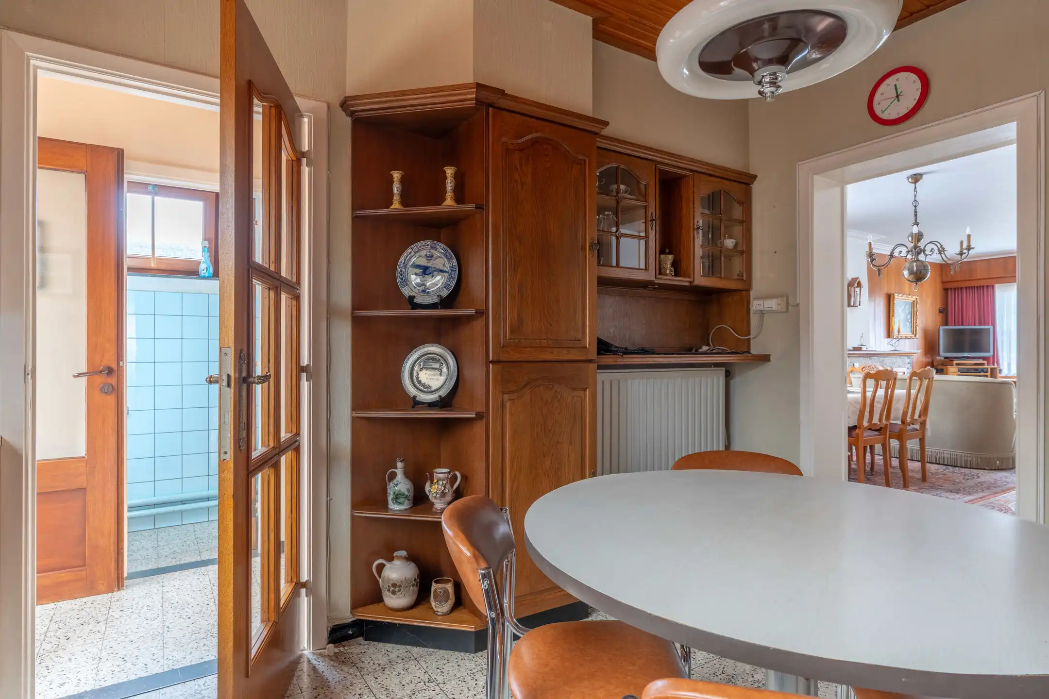 Te renoveren 4slpk woning met magazijn/garage te Vosselaar. foto 13