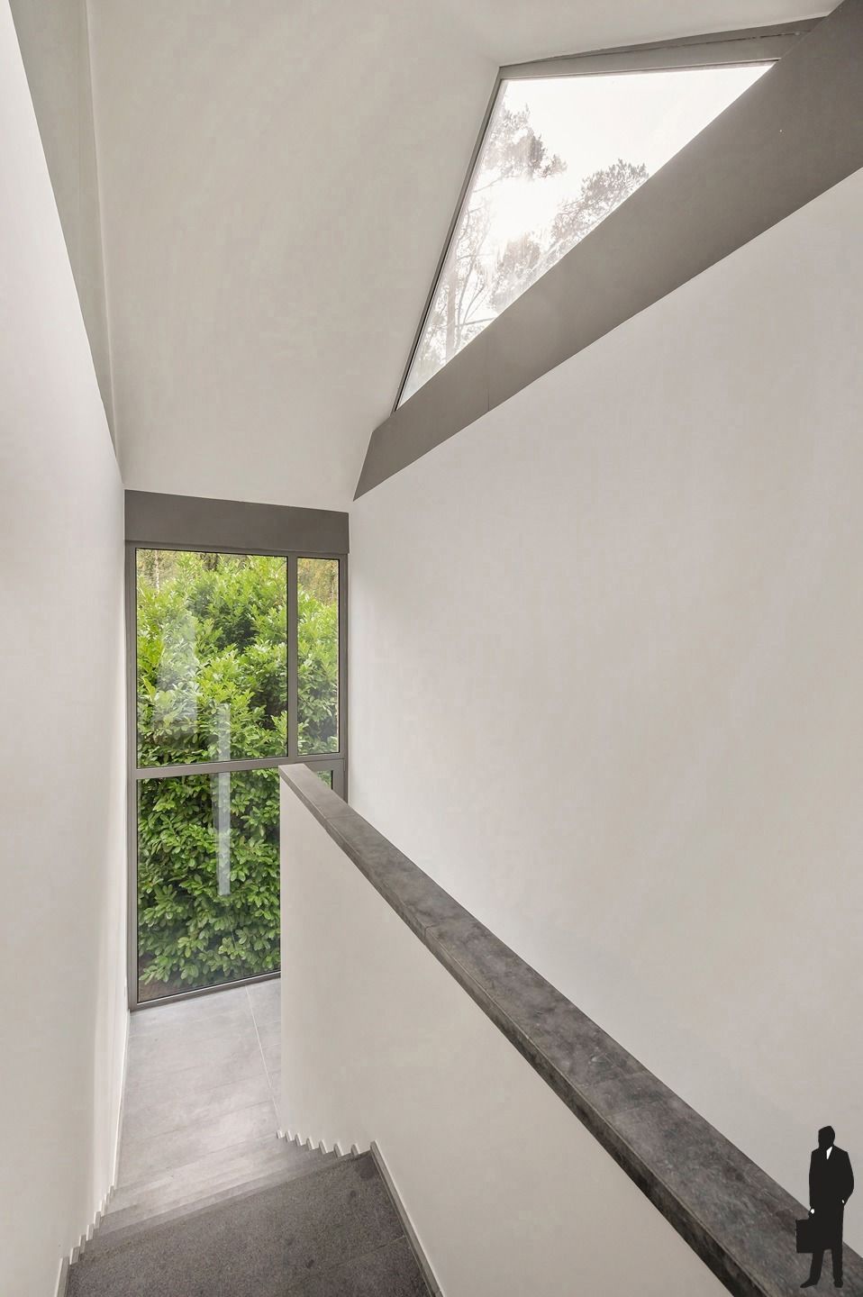 Ruime villa op een zonnig perceel van ca. 3.478m²! foto 12