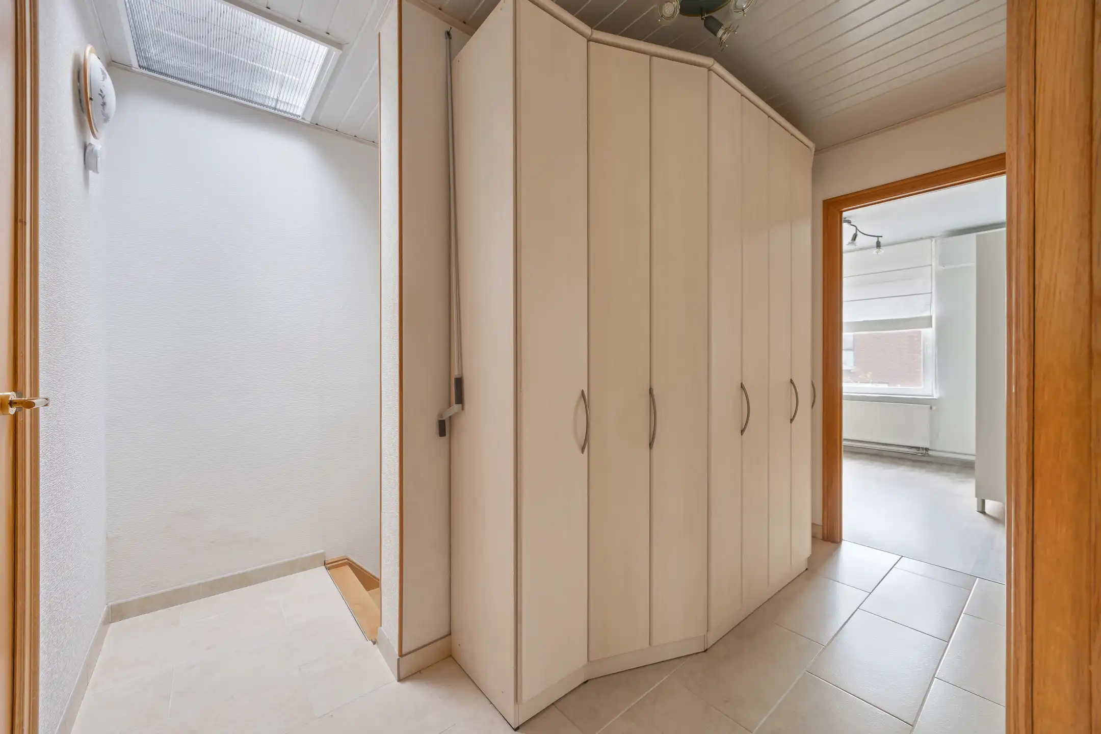 goed verzorgde woning met 3 slaapkamers , garage en terras foto 22