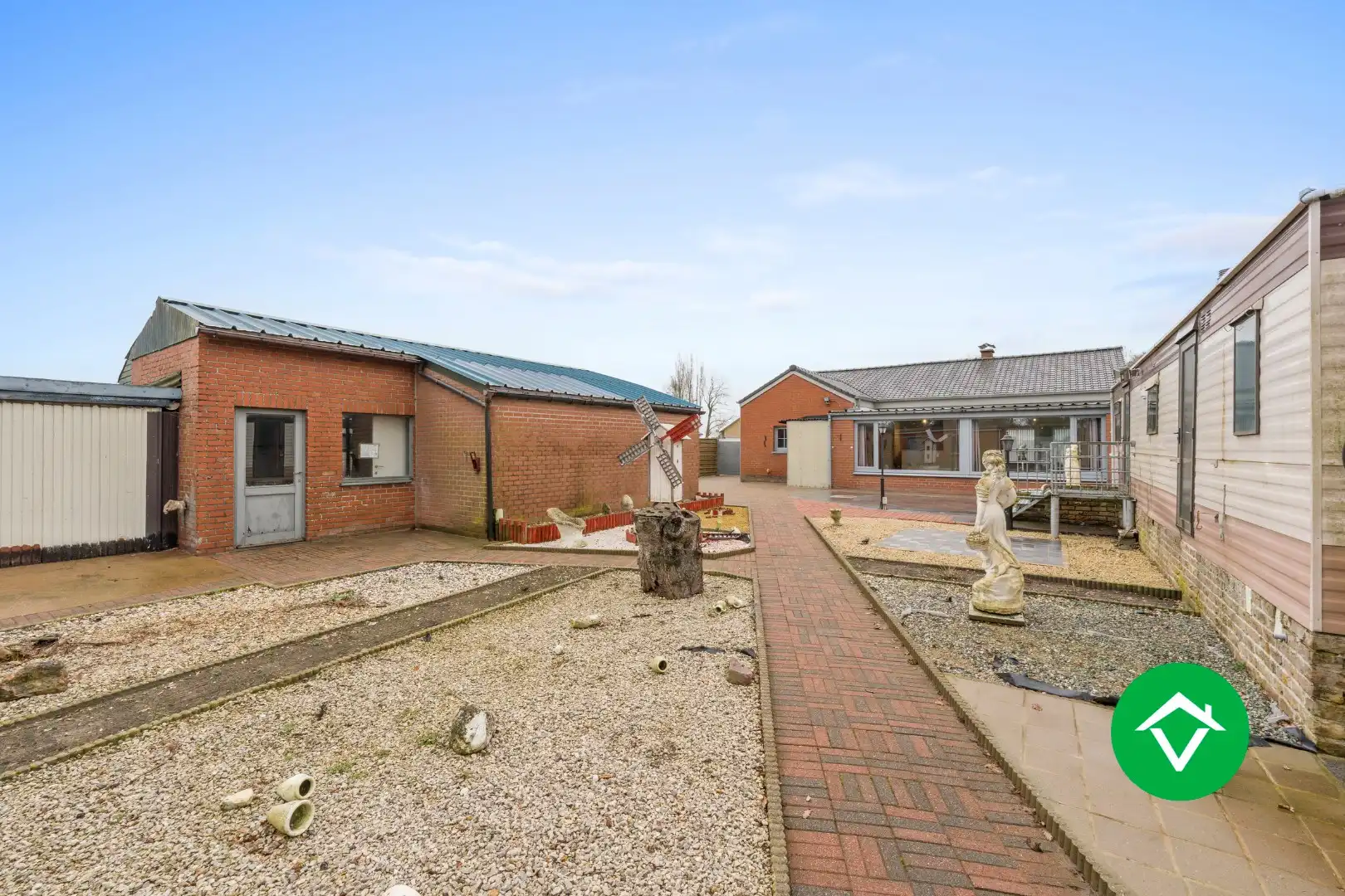 Alleenstaande woning met garage te Koekelare foto 22