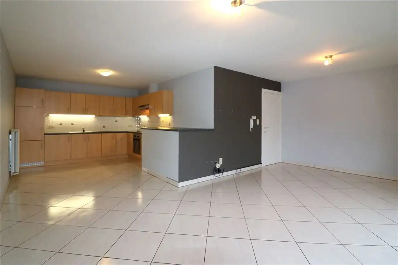 Duplex met 3 slpk., ruim terras en garage nabij station foto 6