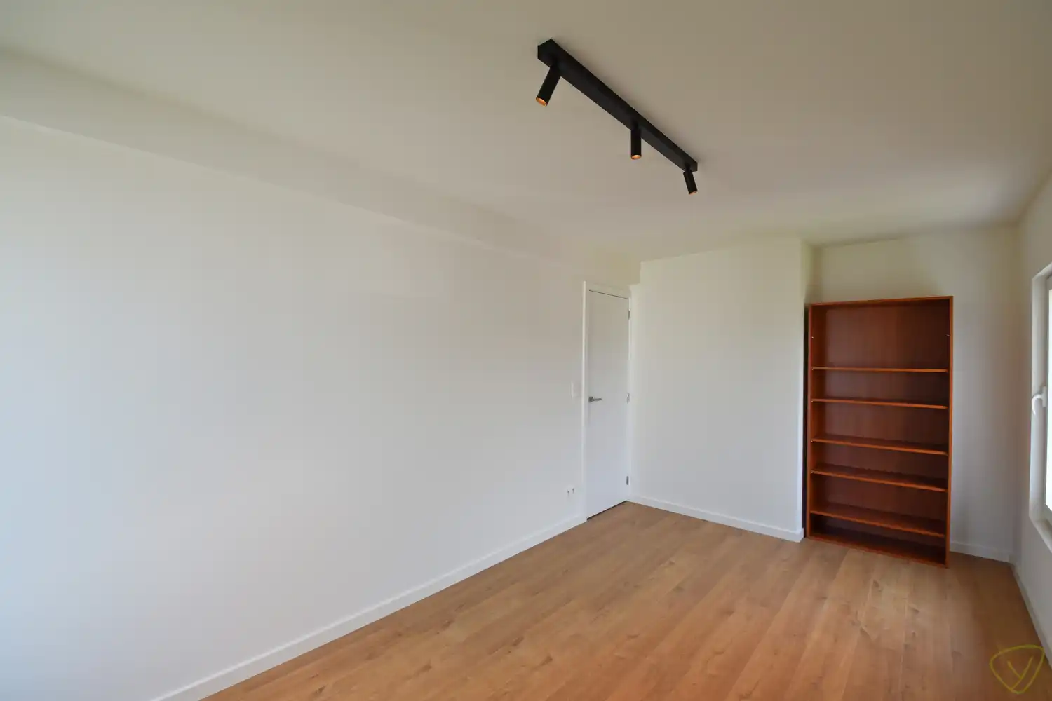 Prachtig gerenoveerde woning gelegen in de Witte Wijk met een luxeueze afwerking. foto 29