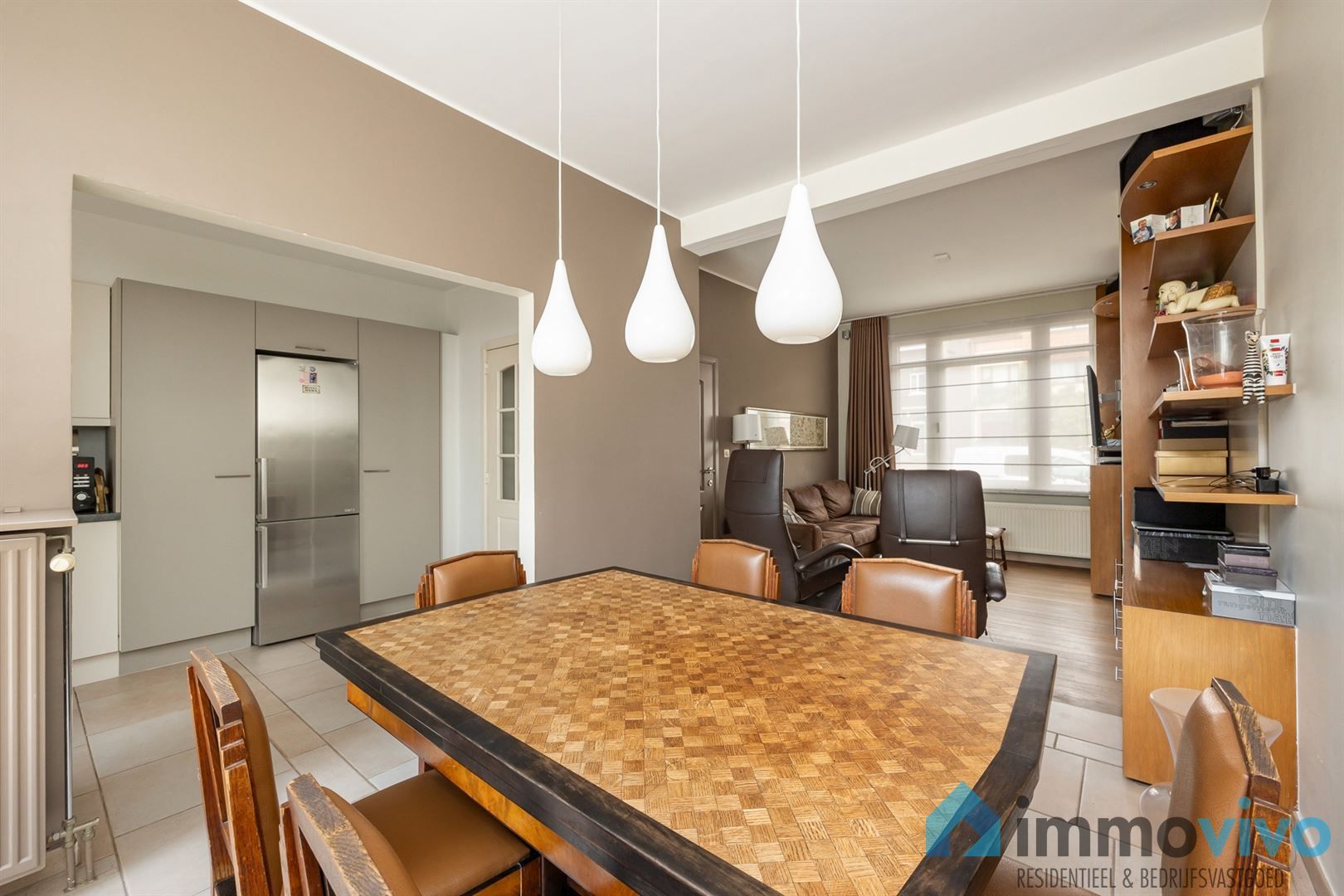 Woning met vier slaapkamers, privé oprit en leuke tuin foto 14
