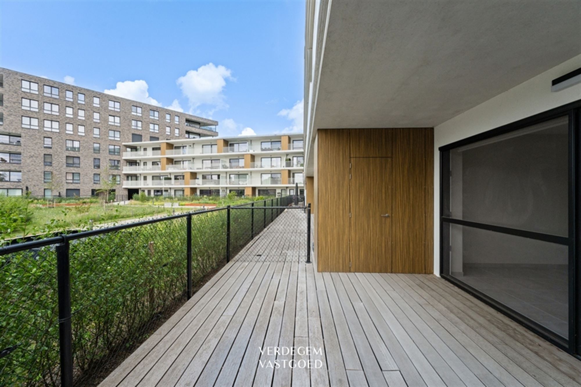 Kantoor van 90m² of appartement met 2 slaapkamers en garage in Smedenpoort Aalter foto 2