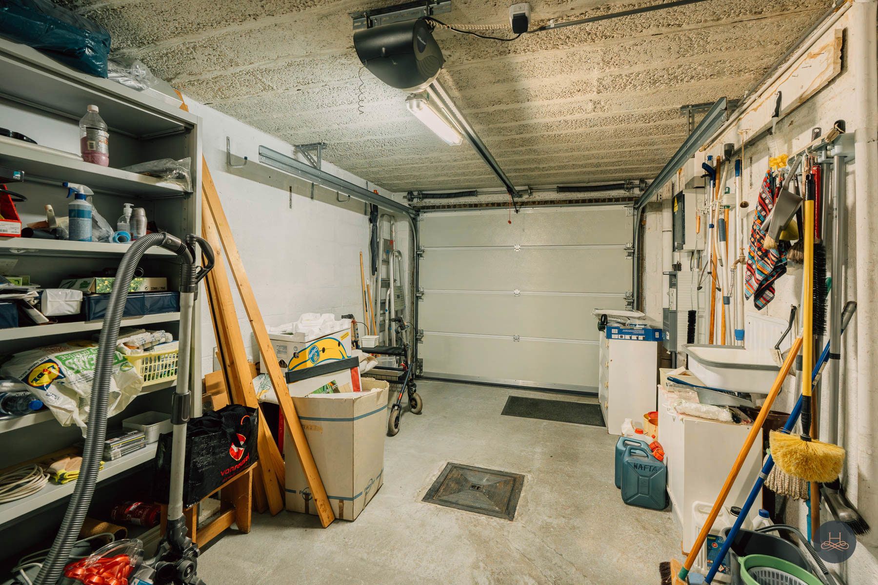 Ruime gezinswoning in rustige wijk met tuin! foto 24