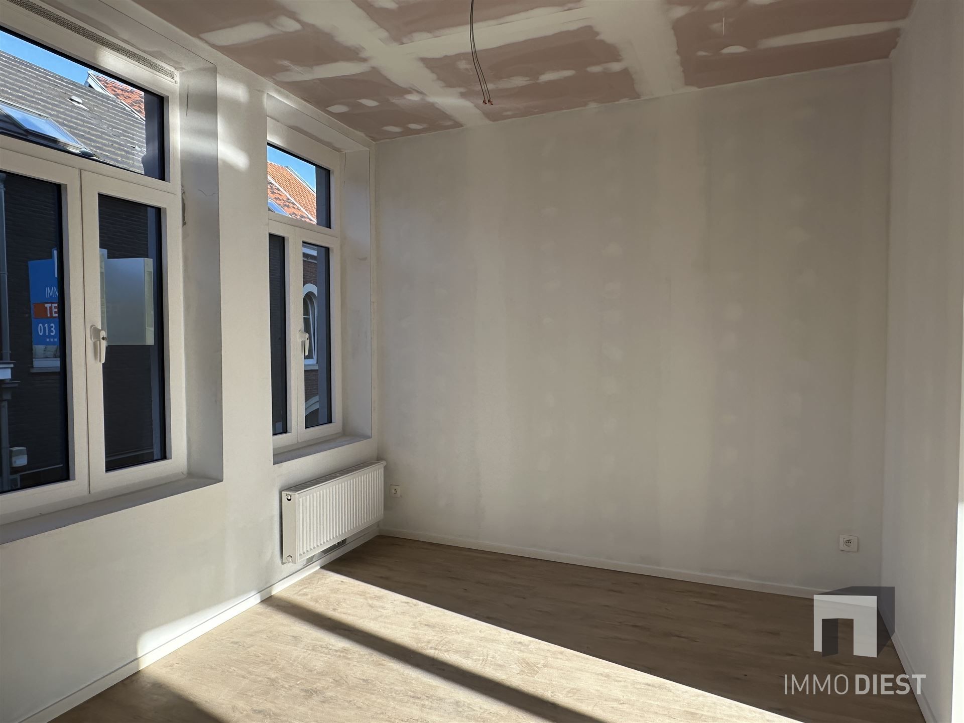 Opbrengsteigendom - 3 gloednieuwe appartementen + 1 handelspand foto 20