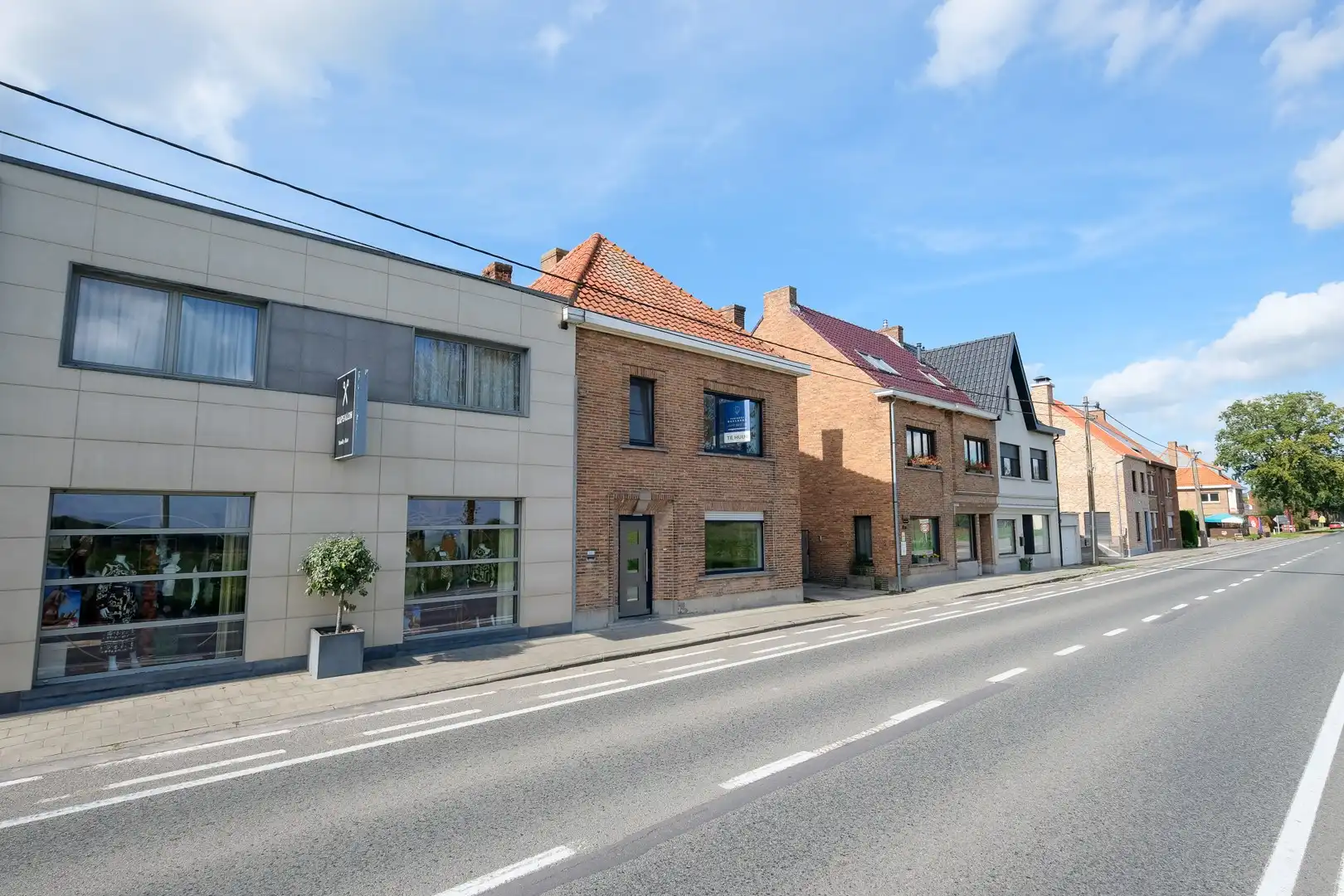 Instapklare woning te huur op grens met Nederland foto 2
