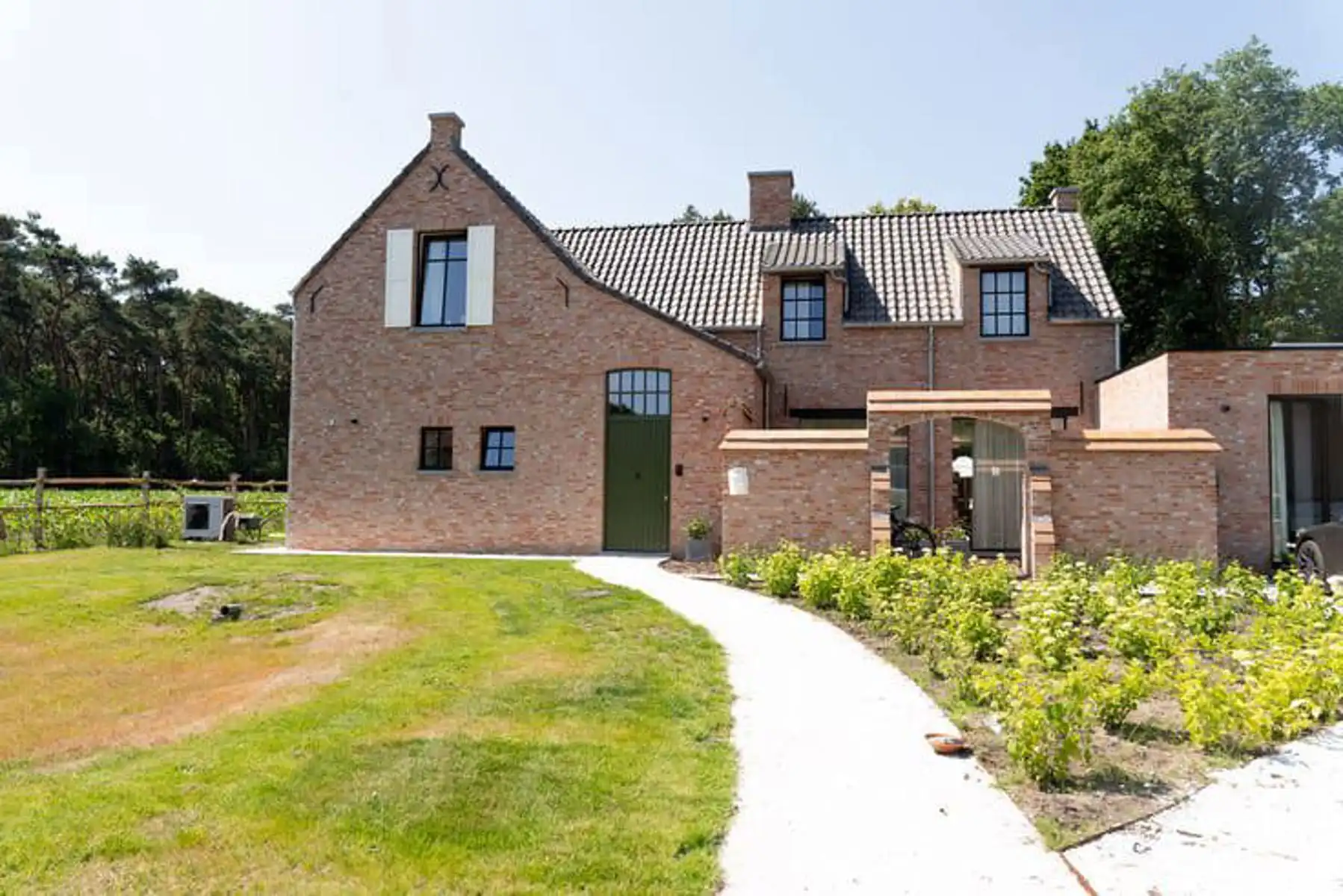 Luxueuze nieuwbouwvilla in een oase van groen  foto 15