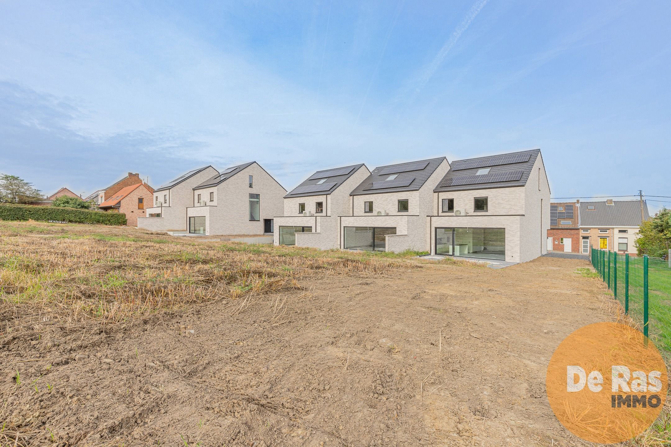 ONKERZELE- Prachtige, ruime nieuwbouwwoningen met E-peil 5-9 foto 3