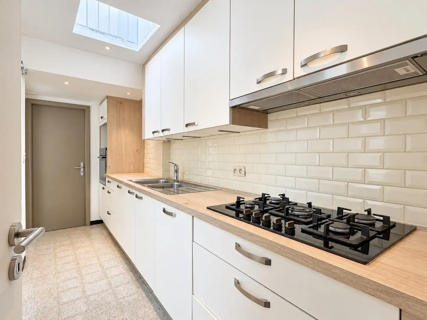Sfeervol huis op een interessante locatie in Brugge foto 7