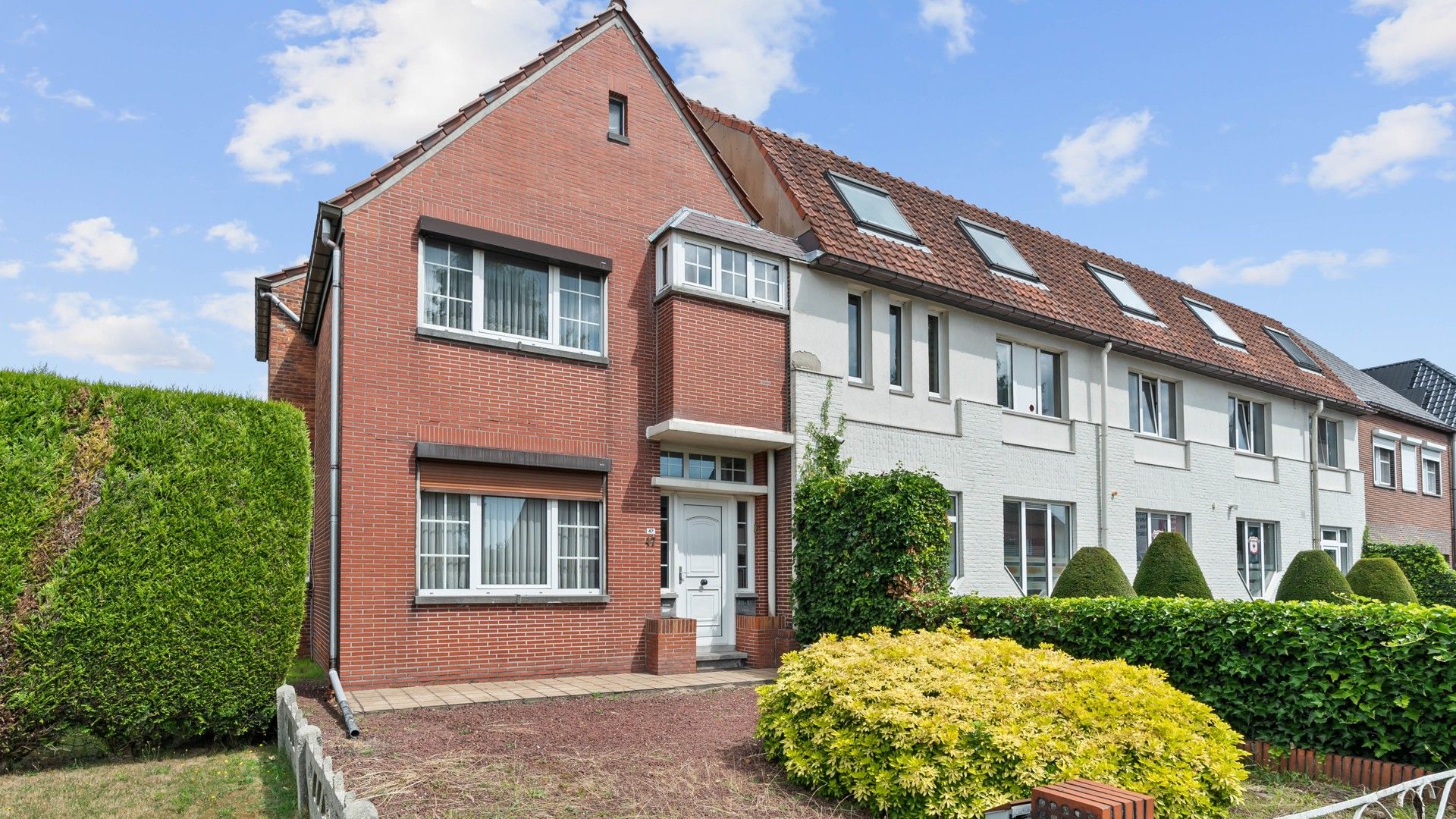Te renoveren woning met potentieel in Hechtel-Eksel foto 2