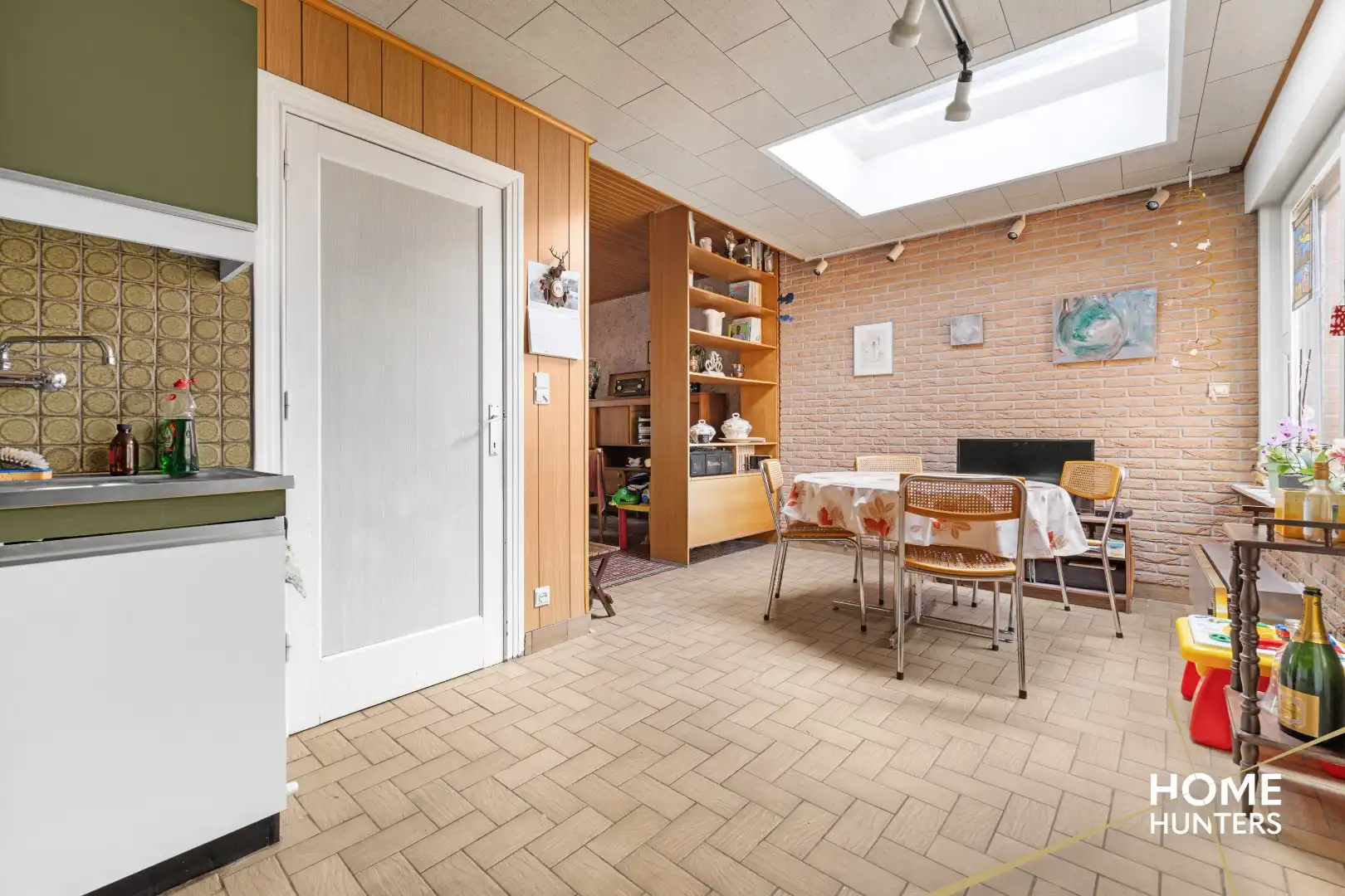 Ruime woning op een uitstekende locatie met 4 slaapkamers, een ruime zolder en een mogelijkheid om een garage te plaatsen foto 8