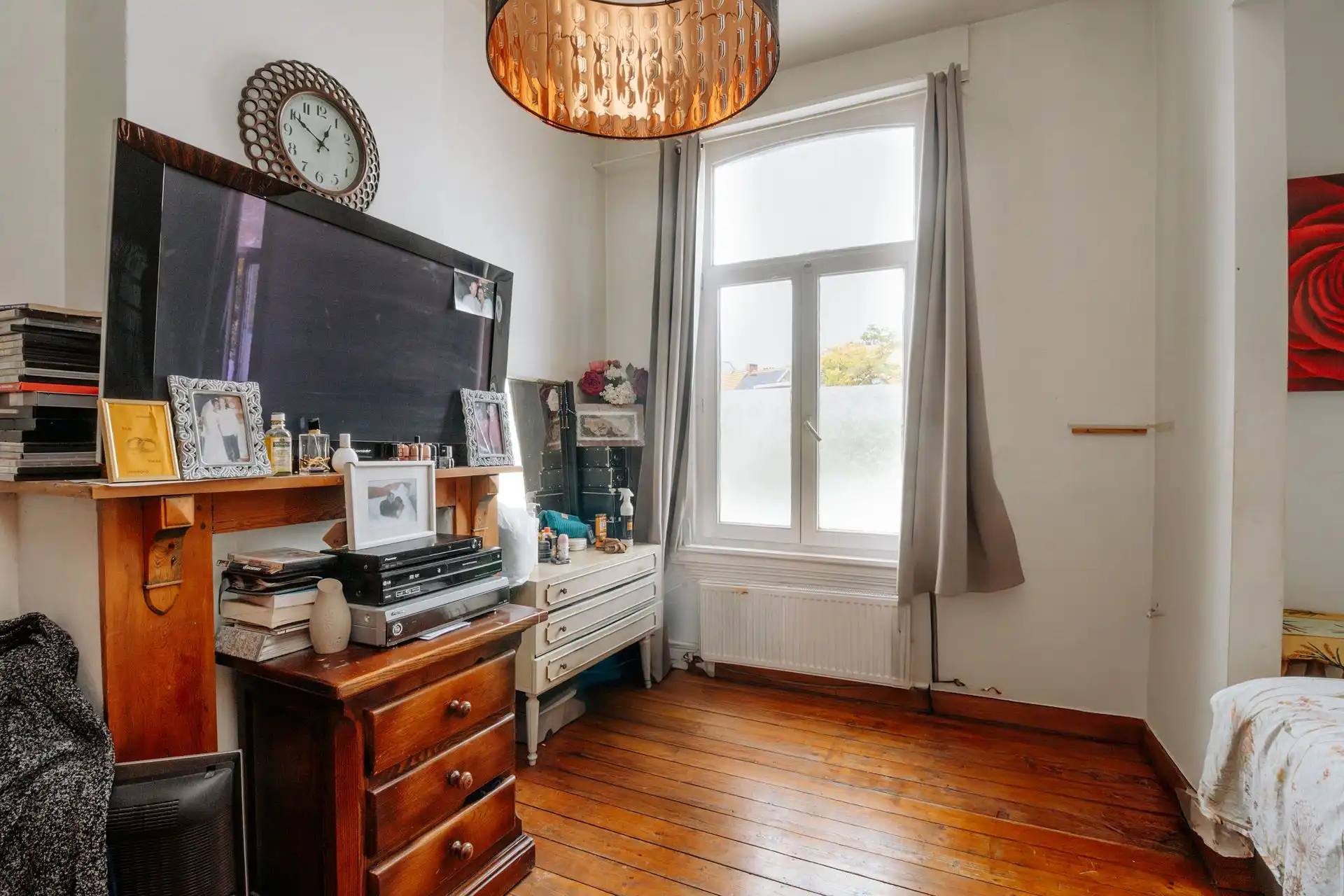 Te renoveren woning met 3 slaapkamers en koer foto 9