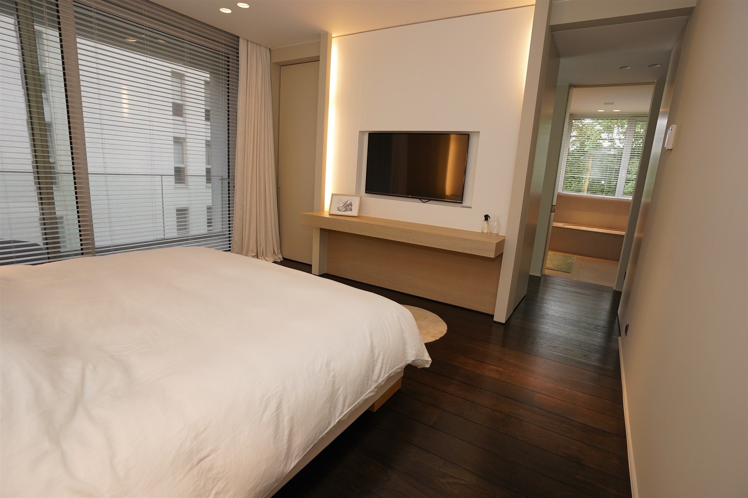 Luxeappartement met frontaal Leiezicht & voorbijglijdende bootjes foto 22