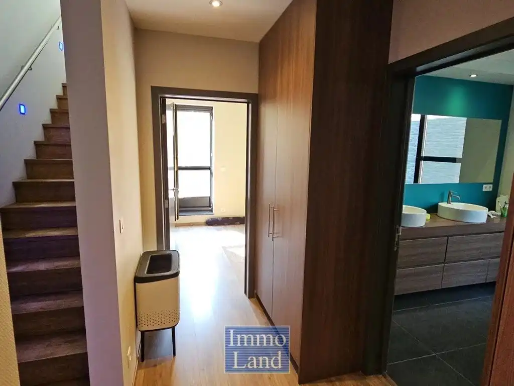 Zeer energiezuinige rustig gelegen woning, binnen de grote ring van Hasselt. foto 12