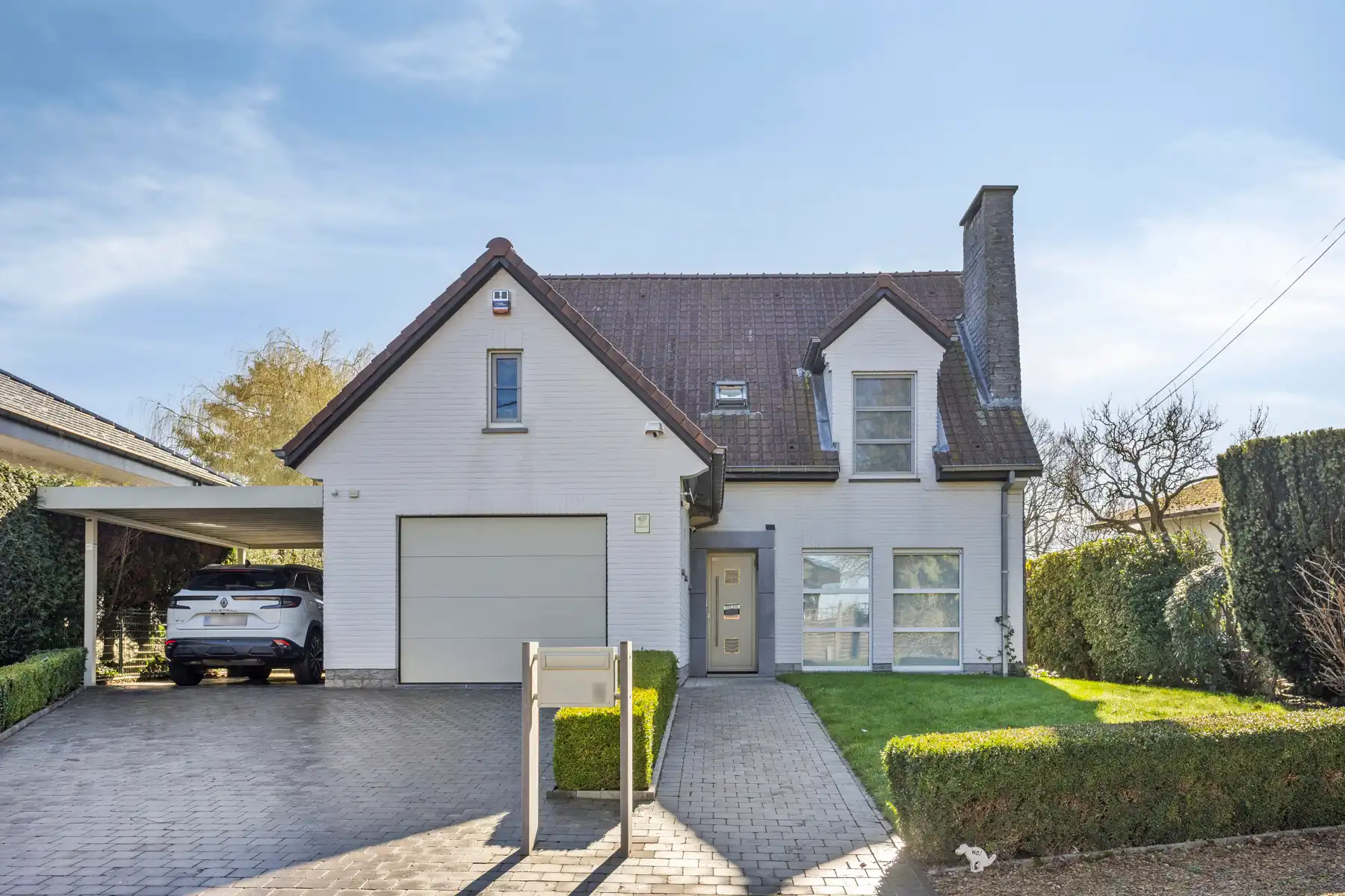 Villa met 3 slaapkamers, 2 badkamers en prachtige tuin foto {{pictureIndex}}