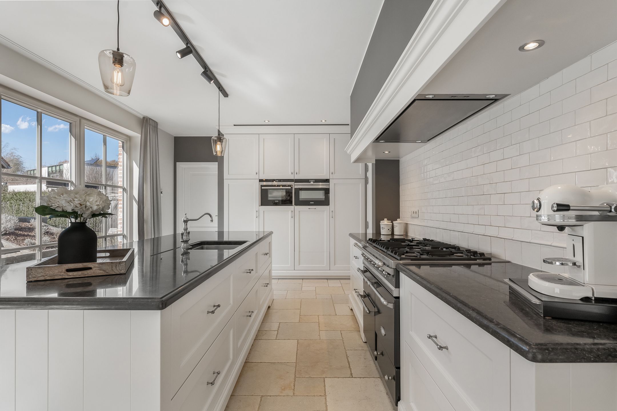 Statige villa met zuidtuin op 19a90ca te Bassenge foto 12