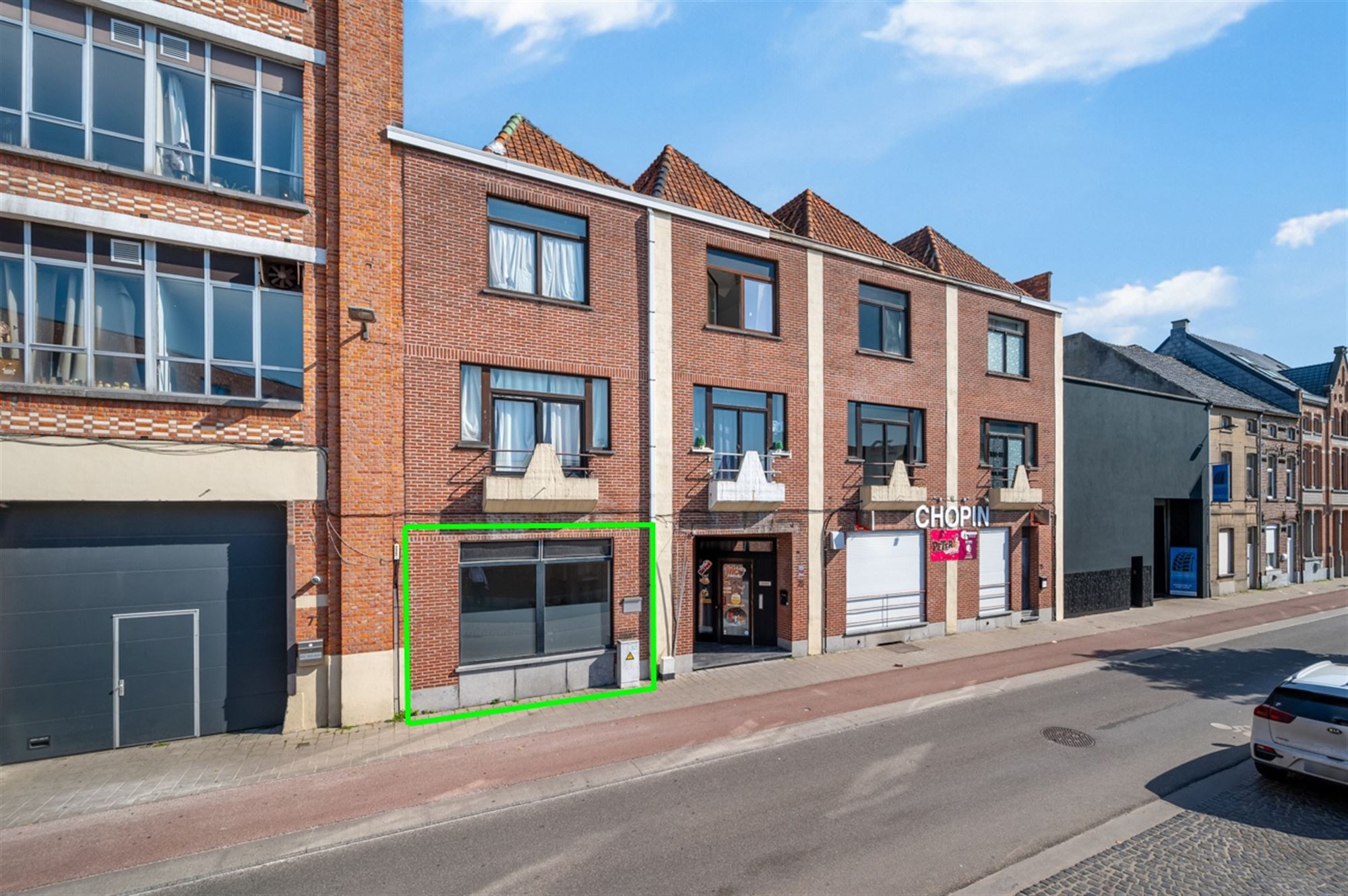 (75-00) Gelijkvloerse studio met eigen ingang voor eigen bewoning of verhuur in het centrum van Aalst foto 1