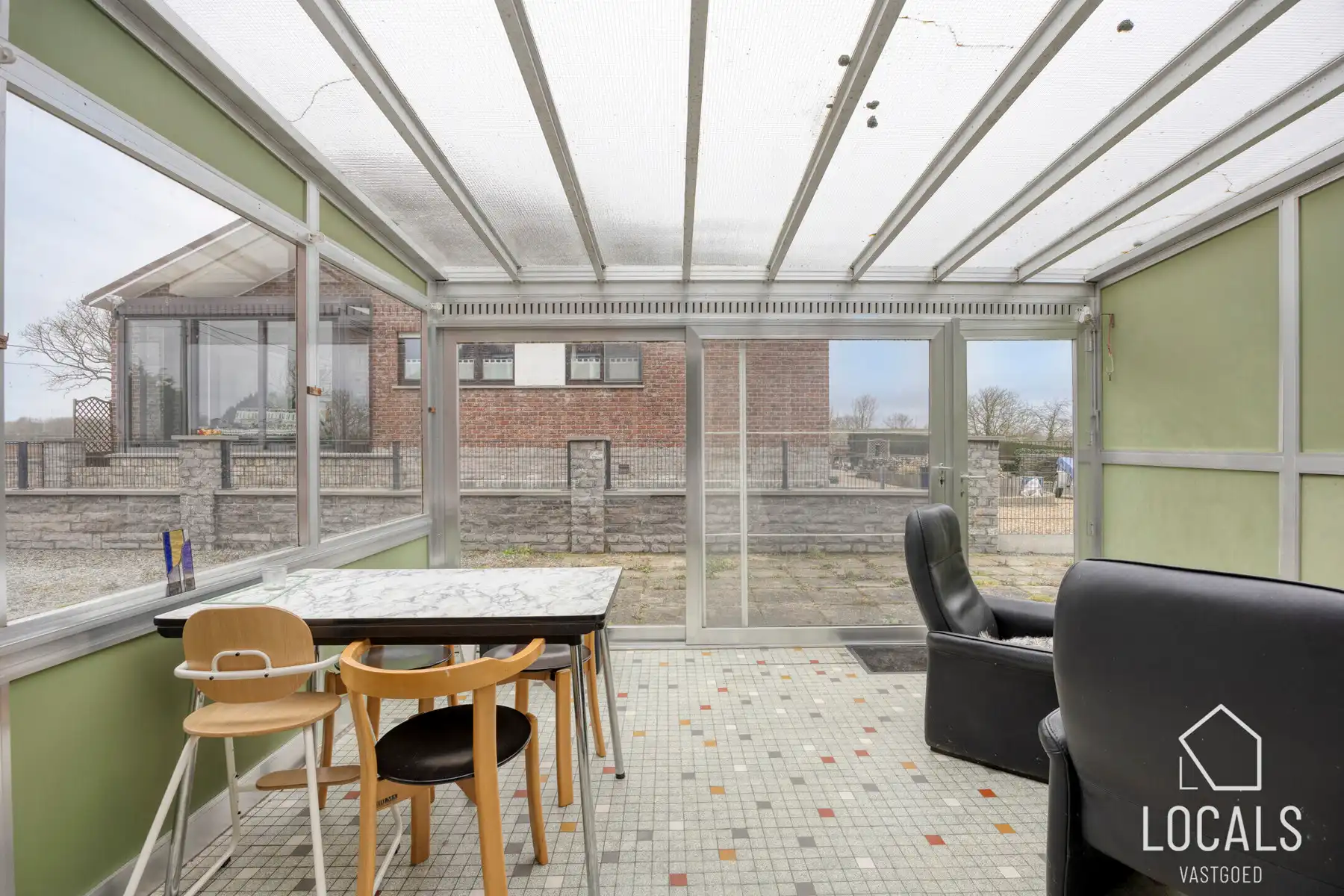 Unieke gezinswoning (open bebouwing) met potentieel! foto 14