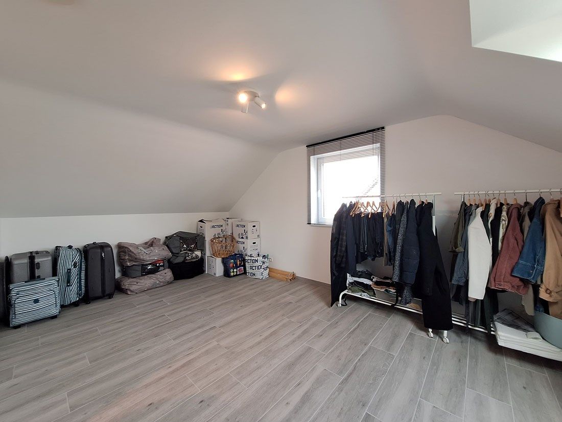 Moderne nieuwbouwwoning  net buiten het centrum van Zolder foto 16