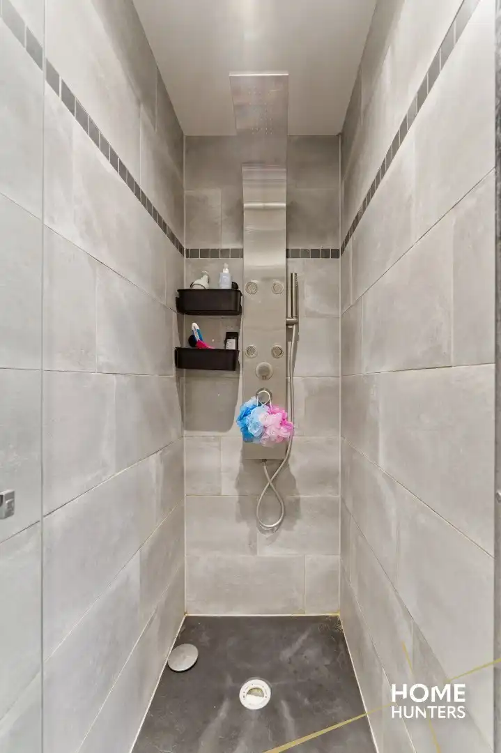 Instapklare woning met 3 slaapkamers op gunstige ligging te Ieper! foto 8