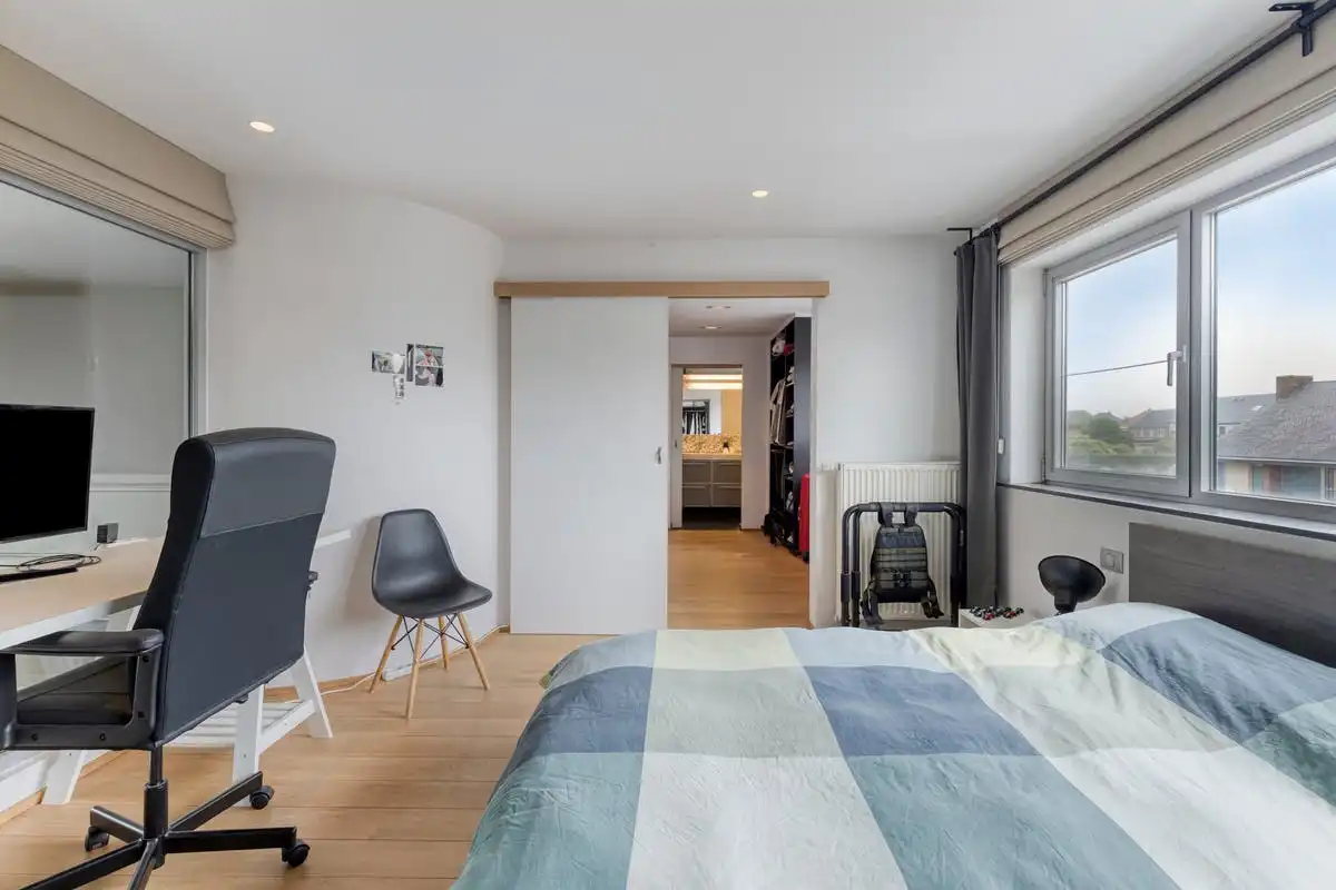 Huis met 3 slaapkamers en zwembad in Waarschoot foto 24