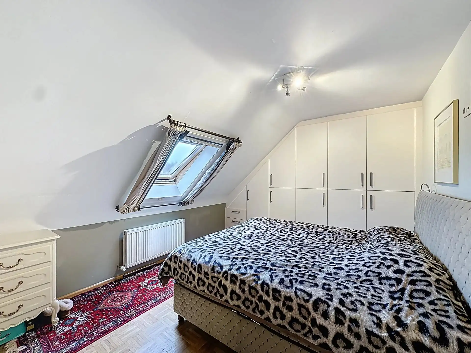 Luxueus duplex appartement met privé-lift, 3 slaapkamers, terras, ondergrondse parkeerplaats en ruime kelderberging. foto 18