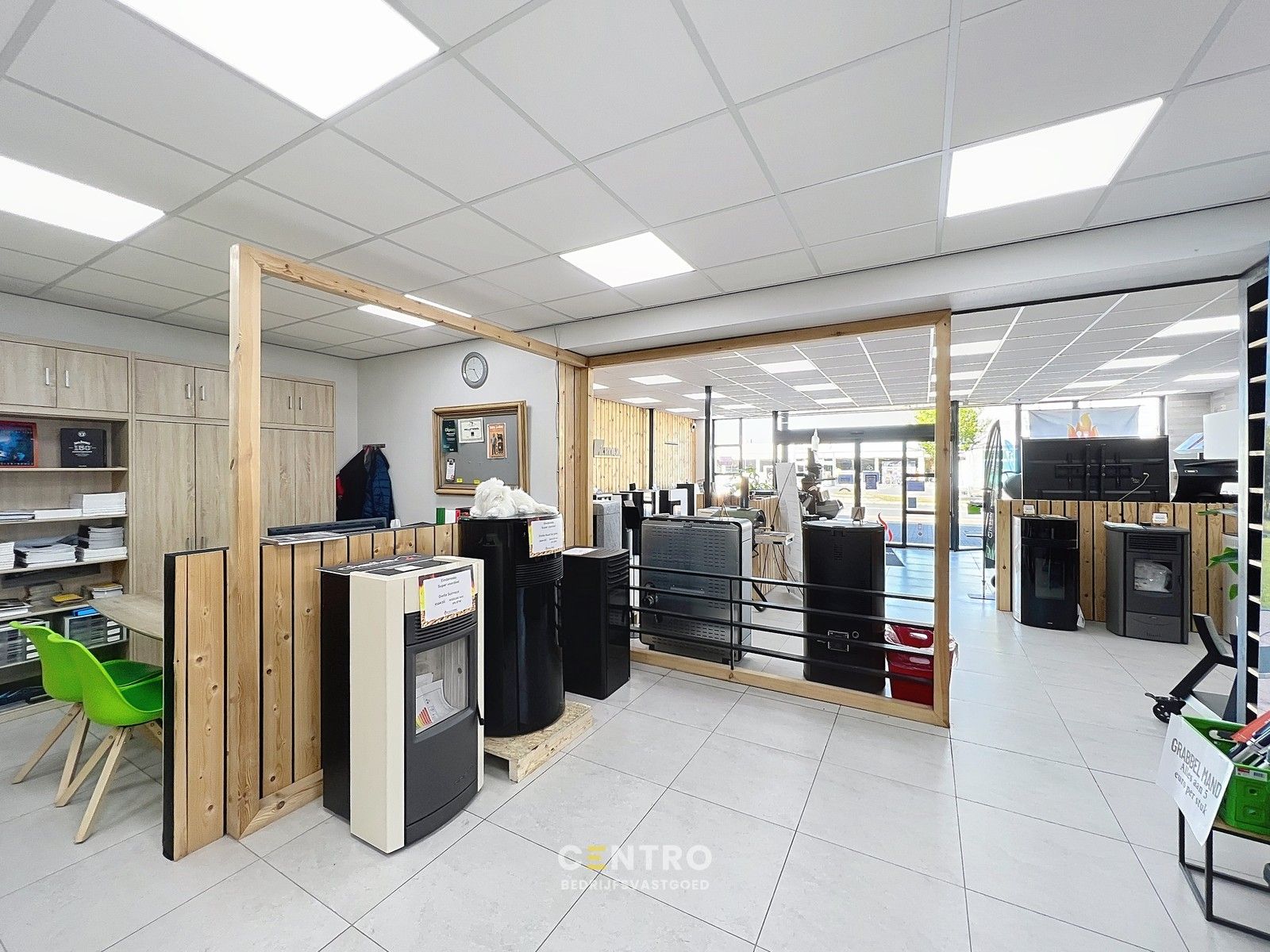 Topligging! Handelspand met magazijn langs de Westlaan in Roeselare. foto 9