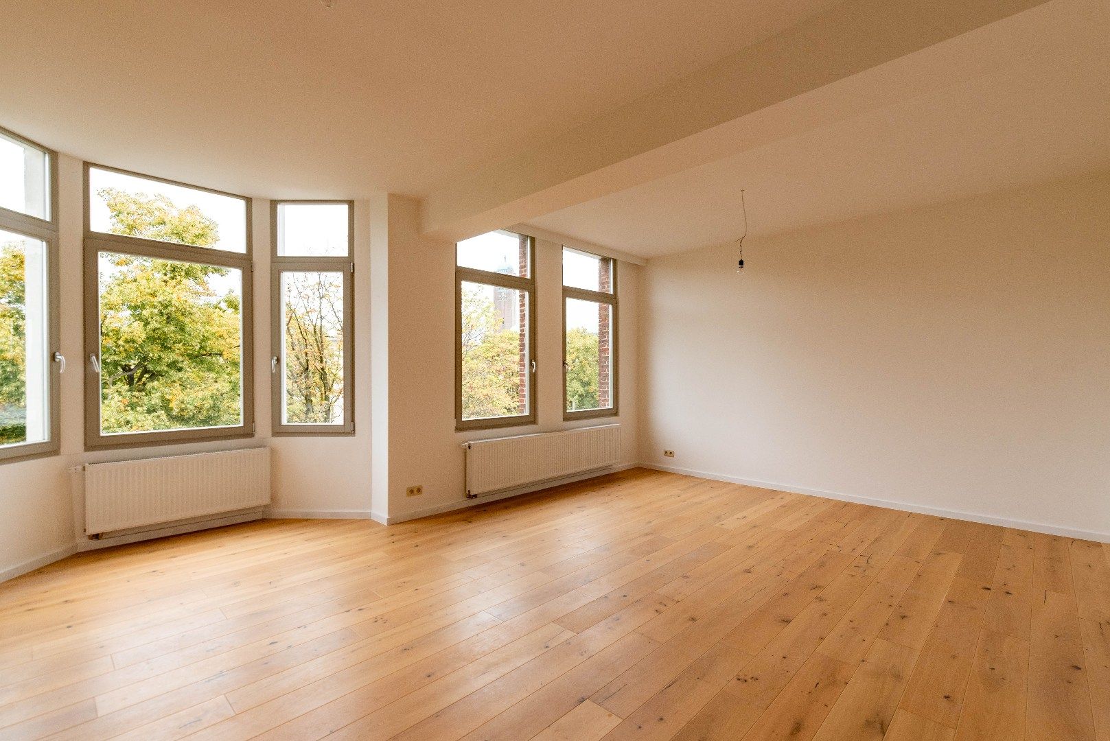 Prachtig gerenoveerd appartement in art deco gebouw foto 3