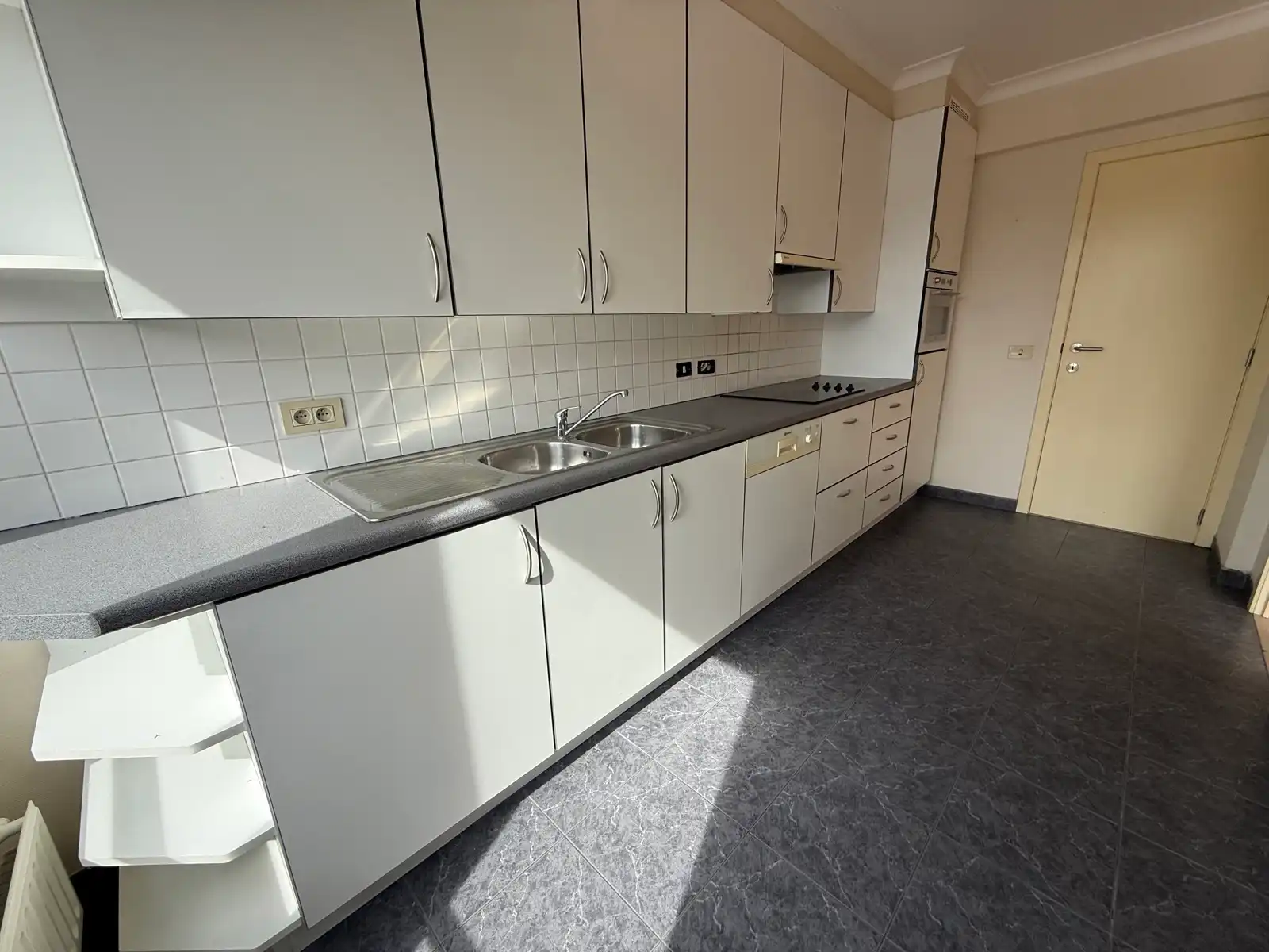 3 slaapkamer appartement met een garage aan station van Beernem foto 15
