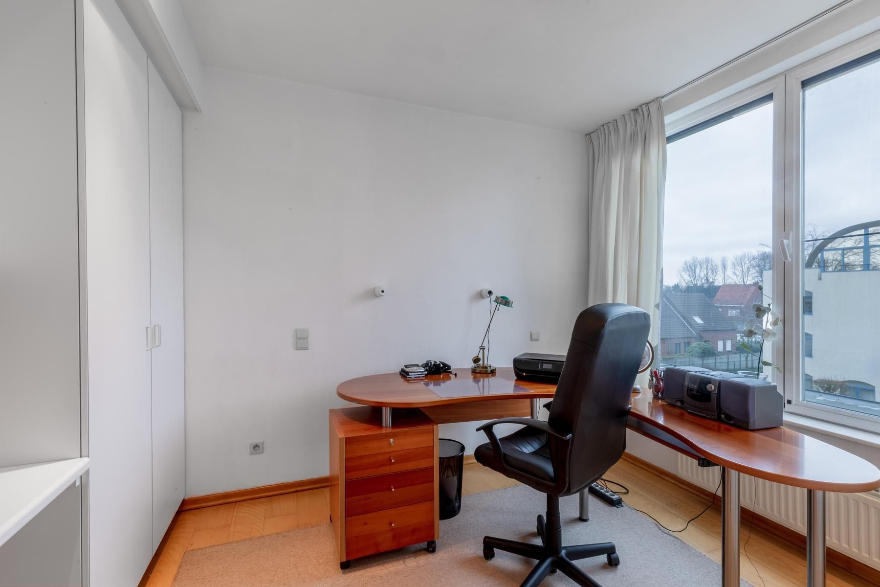 Riante penthouse met o.a. 3 slpks, 2 badks en ruime terrassen foto 17