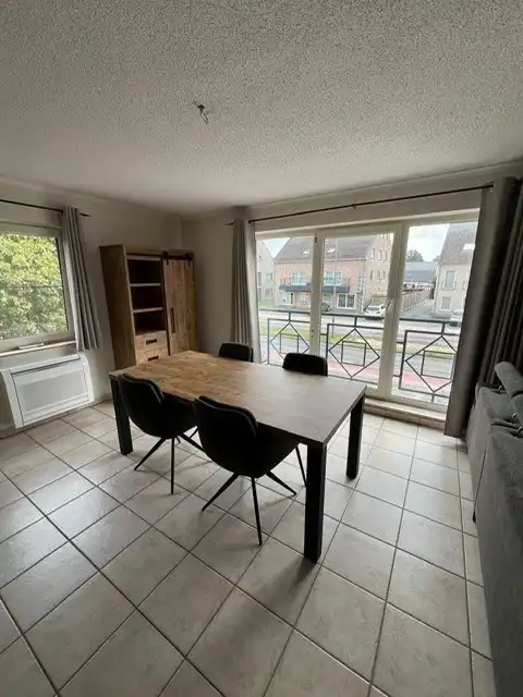 Lichtrijk duplexappartement nabij het centrum van Overpelt foto 6