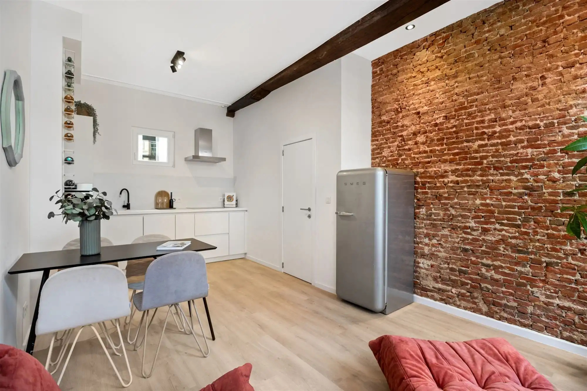 Instapklare woning met 2 slaapkamers en polyvalente ruimte. foto 7