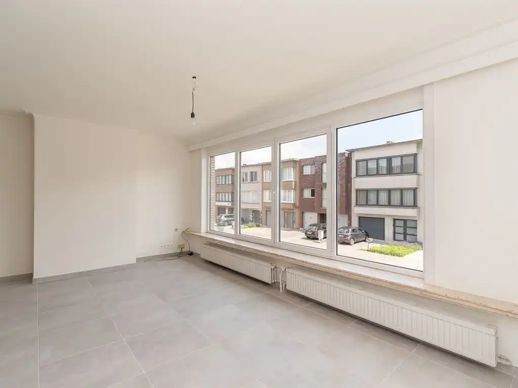 Gerenoveerd appartement met terras foto 2