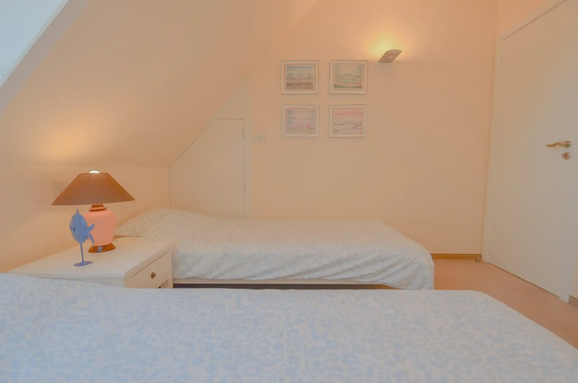 Stijlvol duplexappartement met zonnige terrassen en open zicht op de villa’s van het Zoute. foto 31