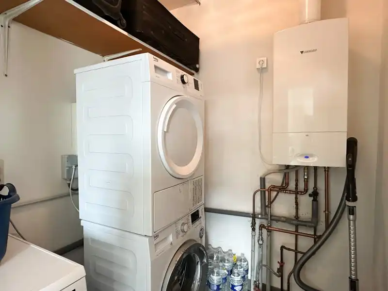 Lichtrijk appartement met twee slaapkamers, terras en optionele garagebox in Sint-Niklaas foto 11