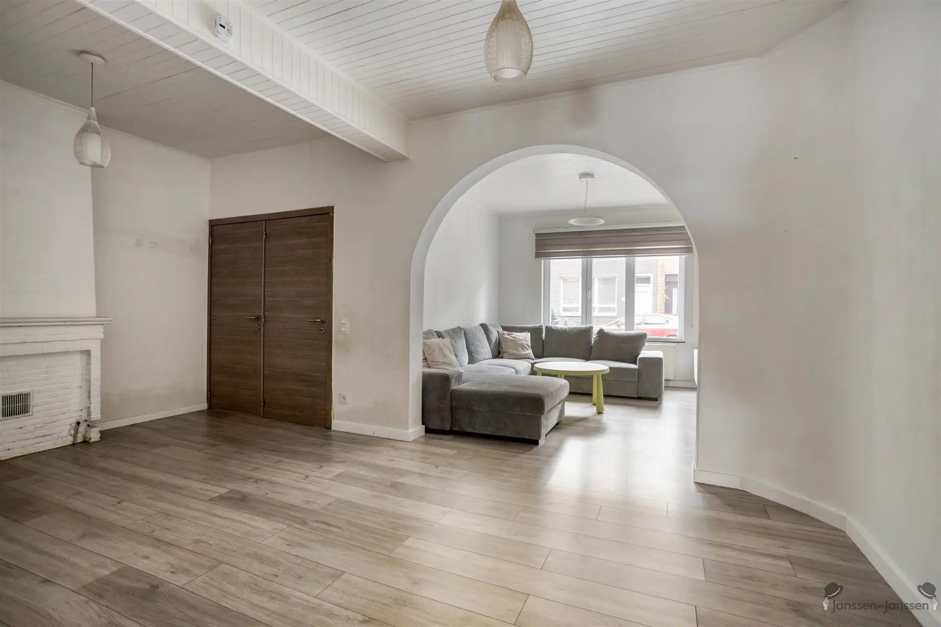 Karaktervolle rijwoning met 4 slaapkamers foto 4