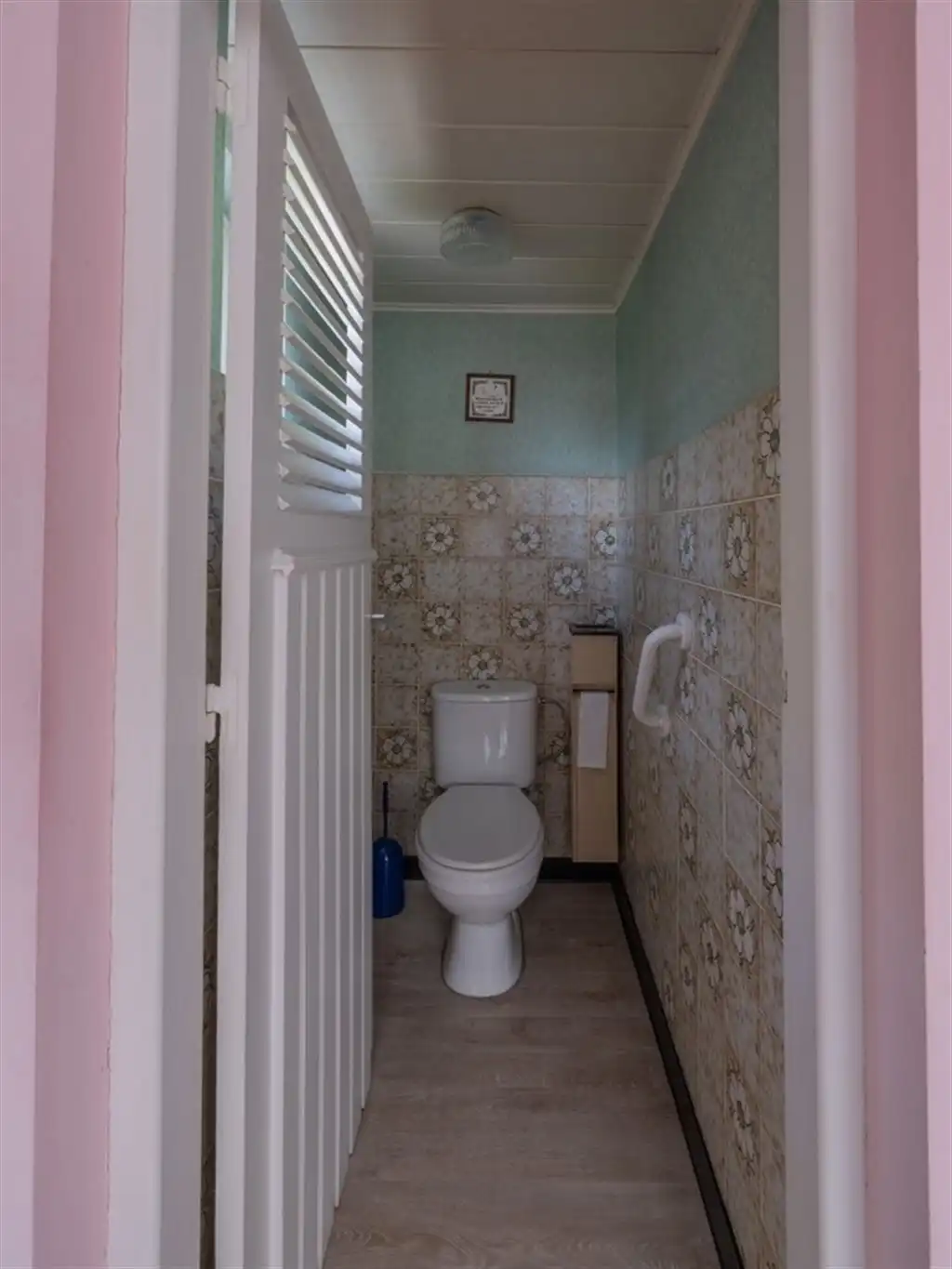 Te renoveren vrijstaande woning foto 24
