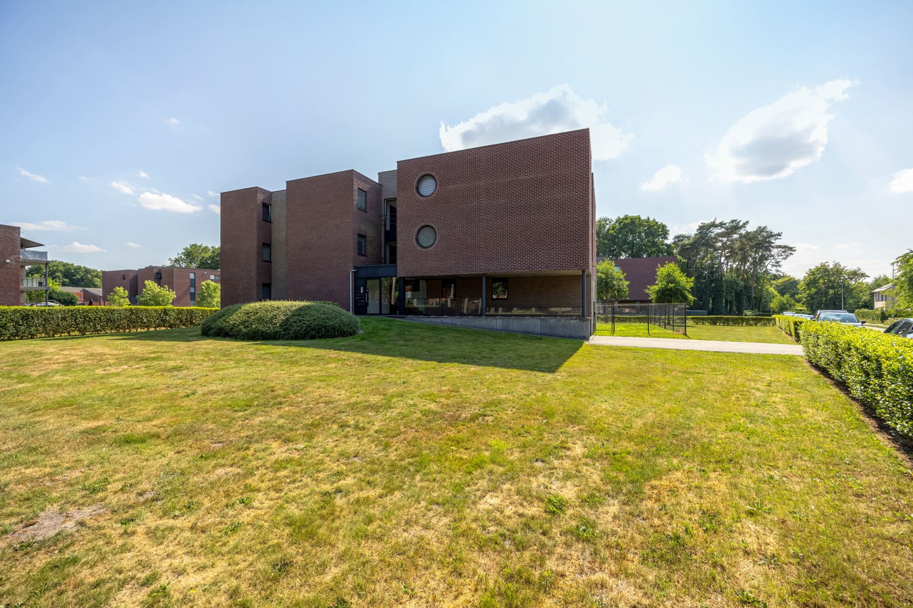 Appartement te koop foto {{pictureIndex}}