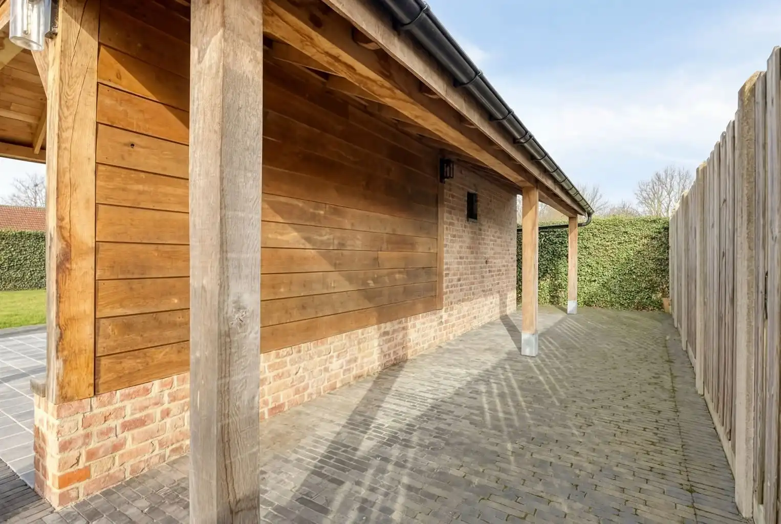 Vrijstaande woning met 3 slaapkamers, inpandige garage, omheinde tuin en zonnepanelen, zeer rustig gelegen in het landelijke Molenbeersel. foto 33