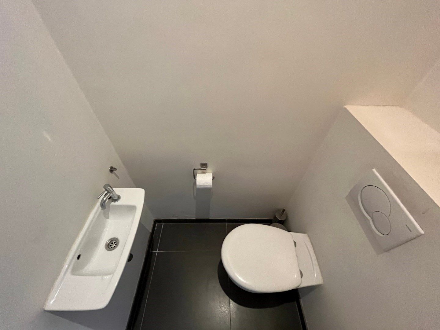 Ruime, energiezuinige gesloten bebouwing in centrum Gavere  foto 9